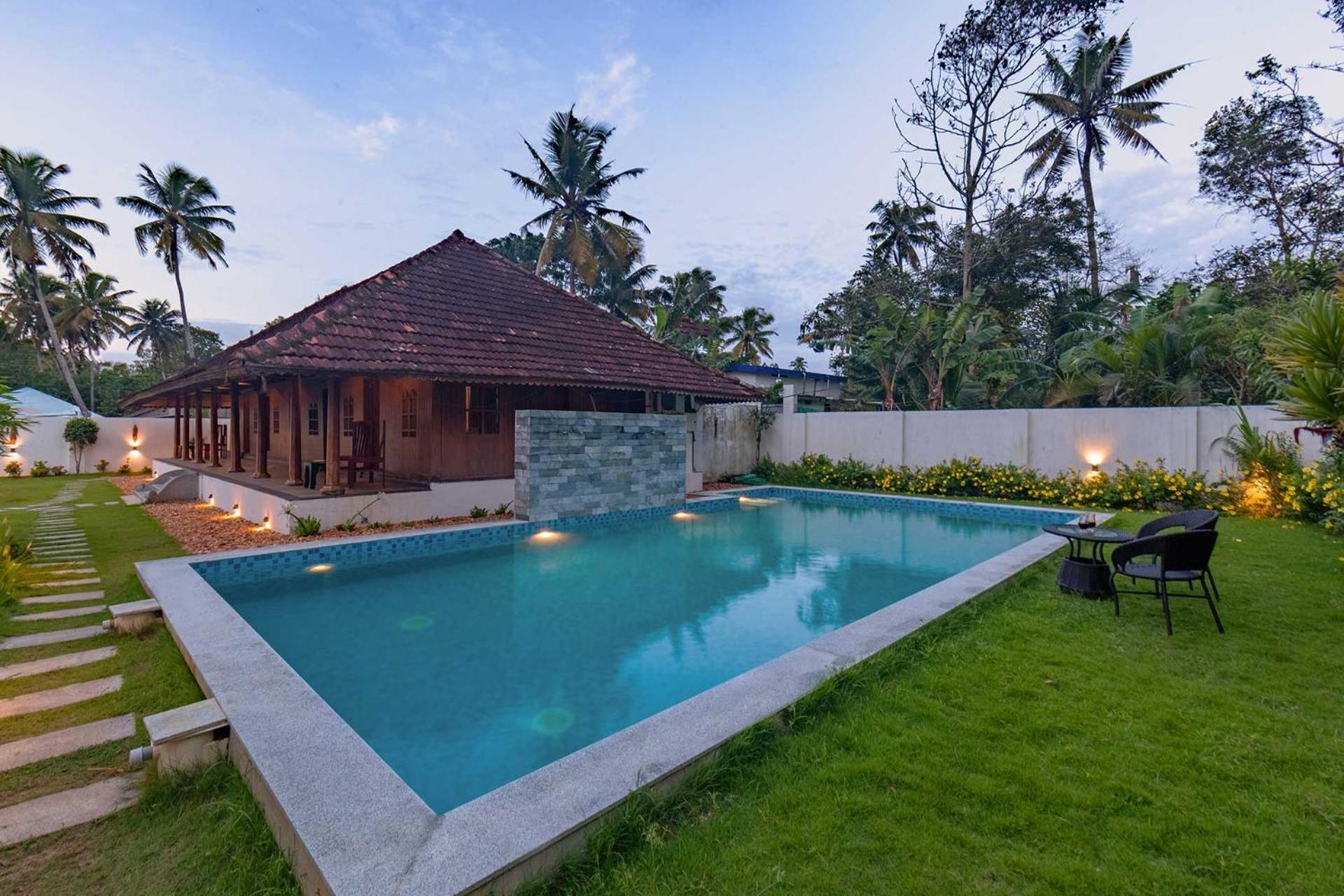 Deshadan'S Tarangi Beach Villas,Marari マラリクラム エクステリア 写真