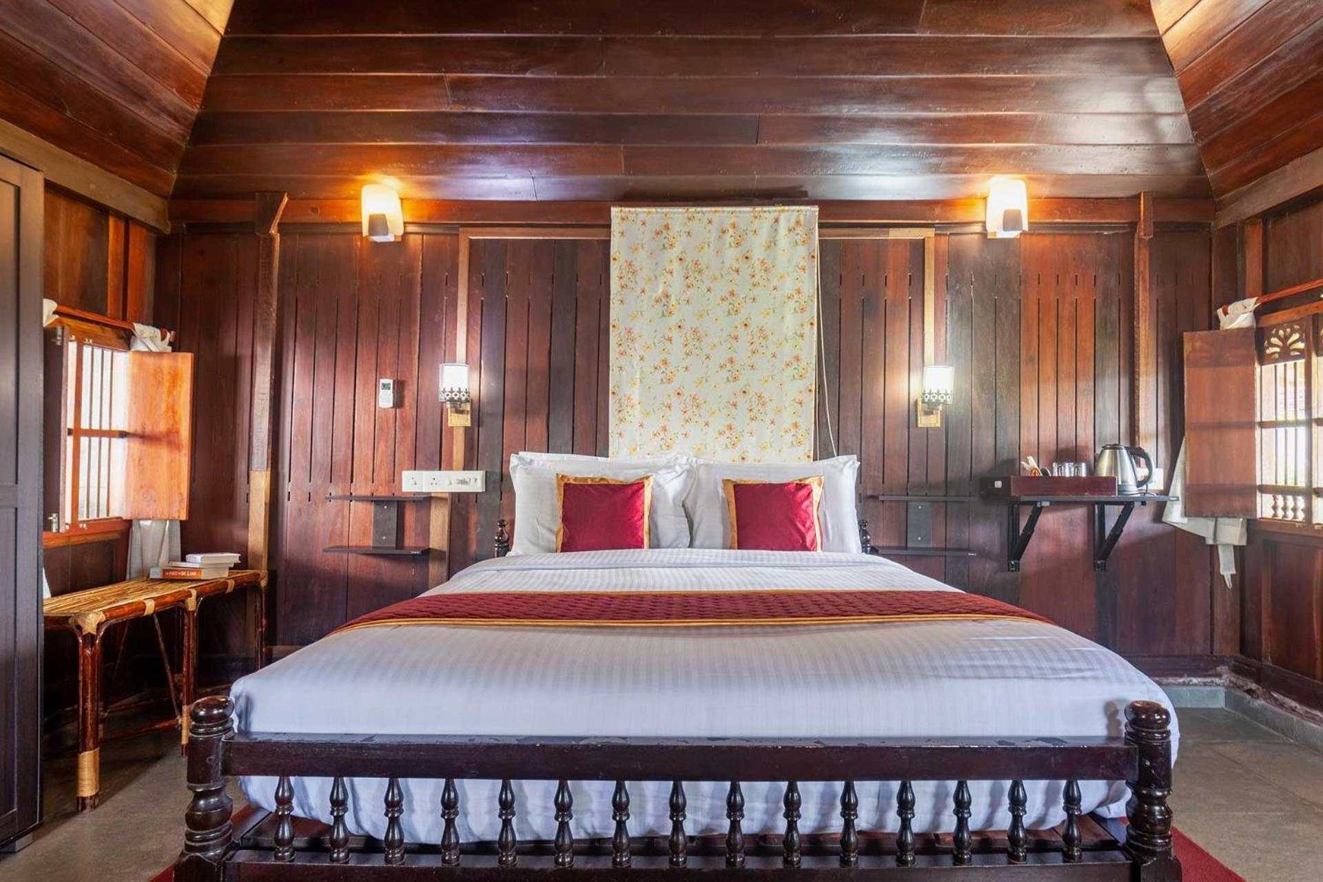 Deshadan'S Tarangi Beach Villas,Marari マラリクラム エクステリア 写真