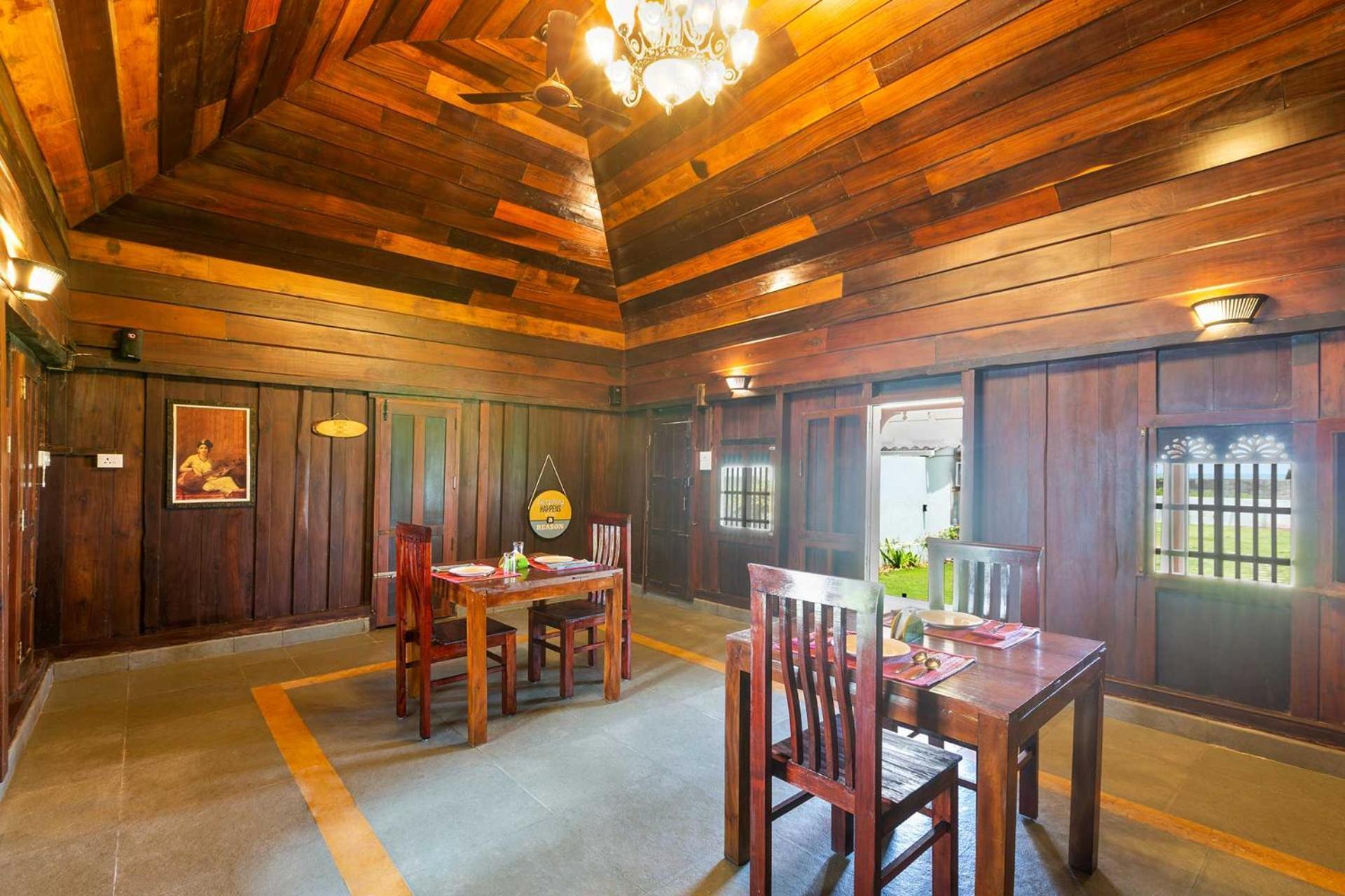 Deshadan'S Tarangi Beach Villas,Marari マラリクラム エクステリア 写真