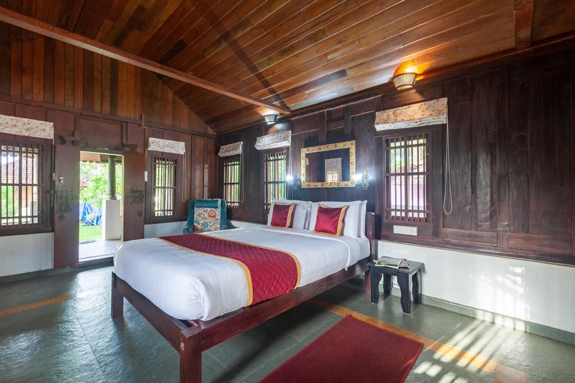 Deshadan'S Tarangi Beach Villas,Marari マラリクラム エクステリア 写真